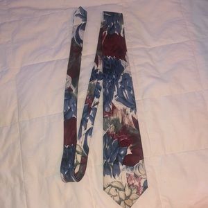 3/$20 or 5 for $25 Bundle Sale❗️Stafford Silk Men’s Tie❗️